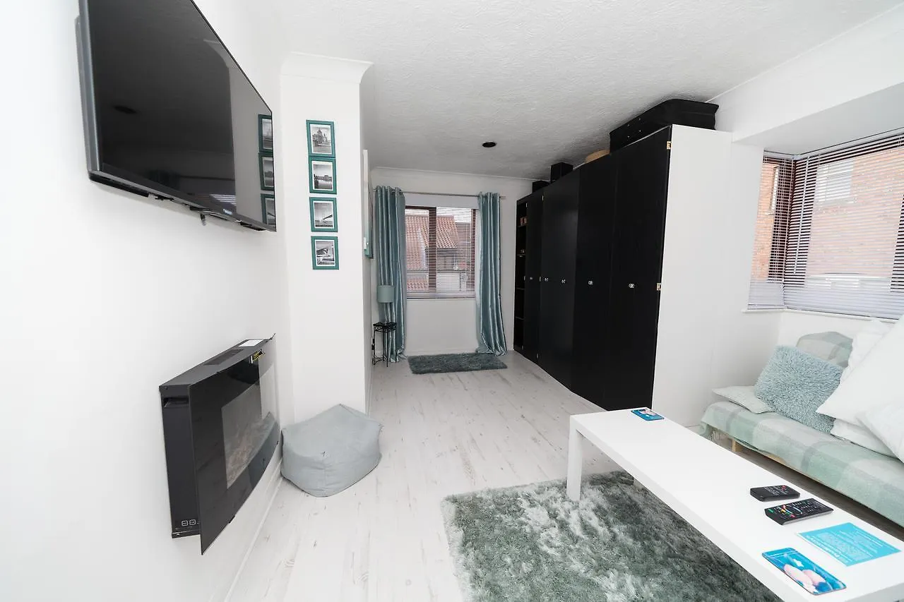 Hullidays - Trinity Studio Apt. Kingston upon Hull